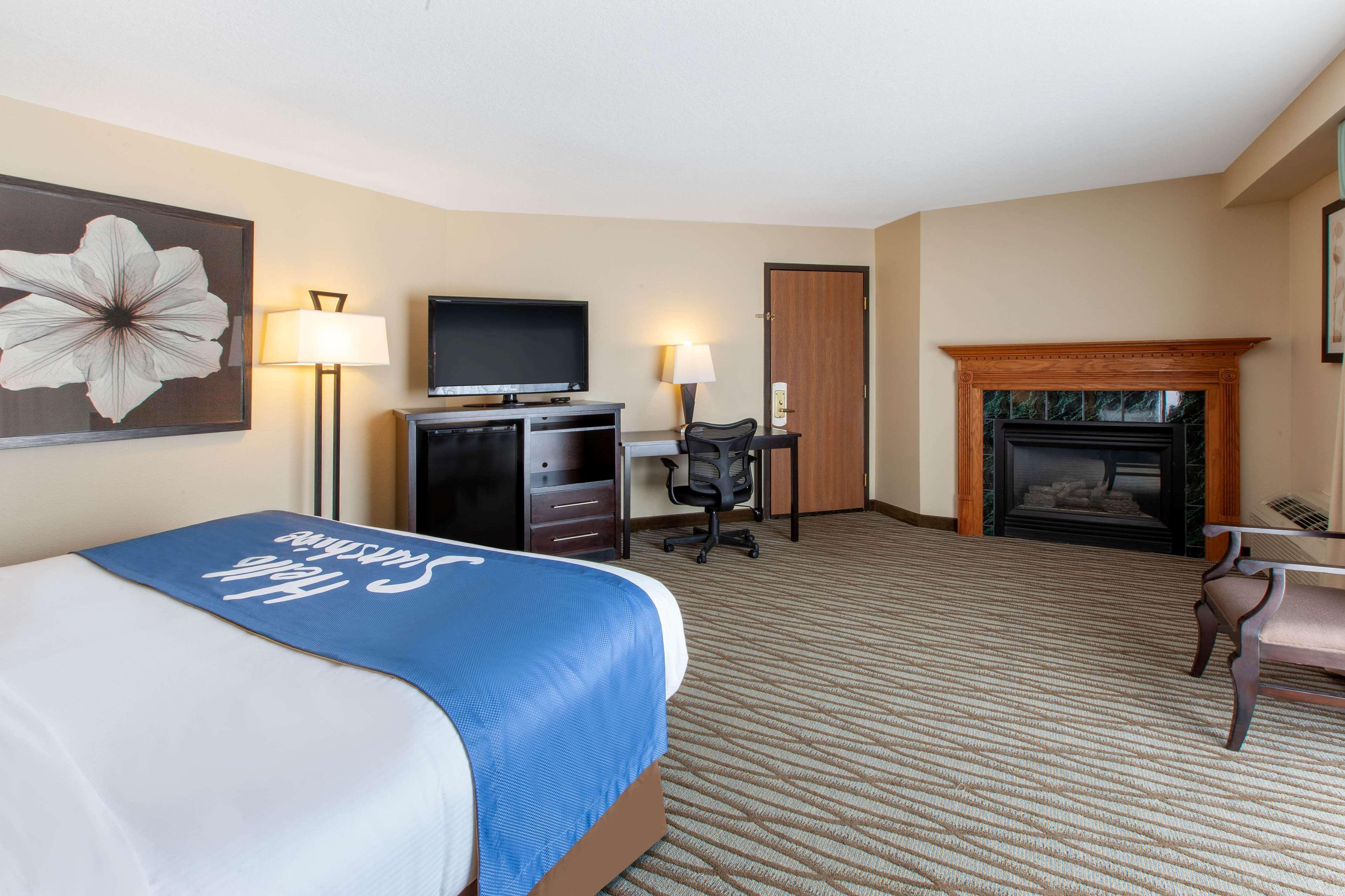 Days Inn By Wyndham Petoskey Exterior foto