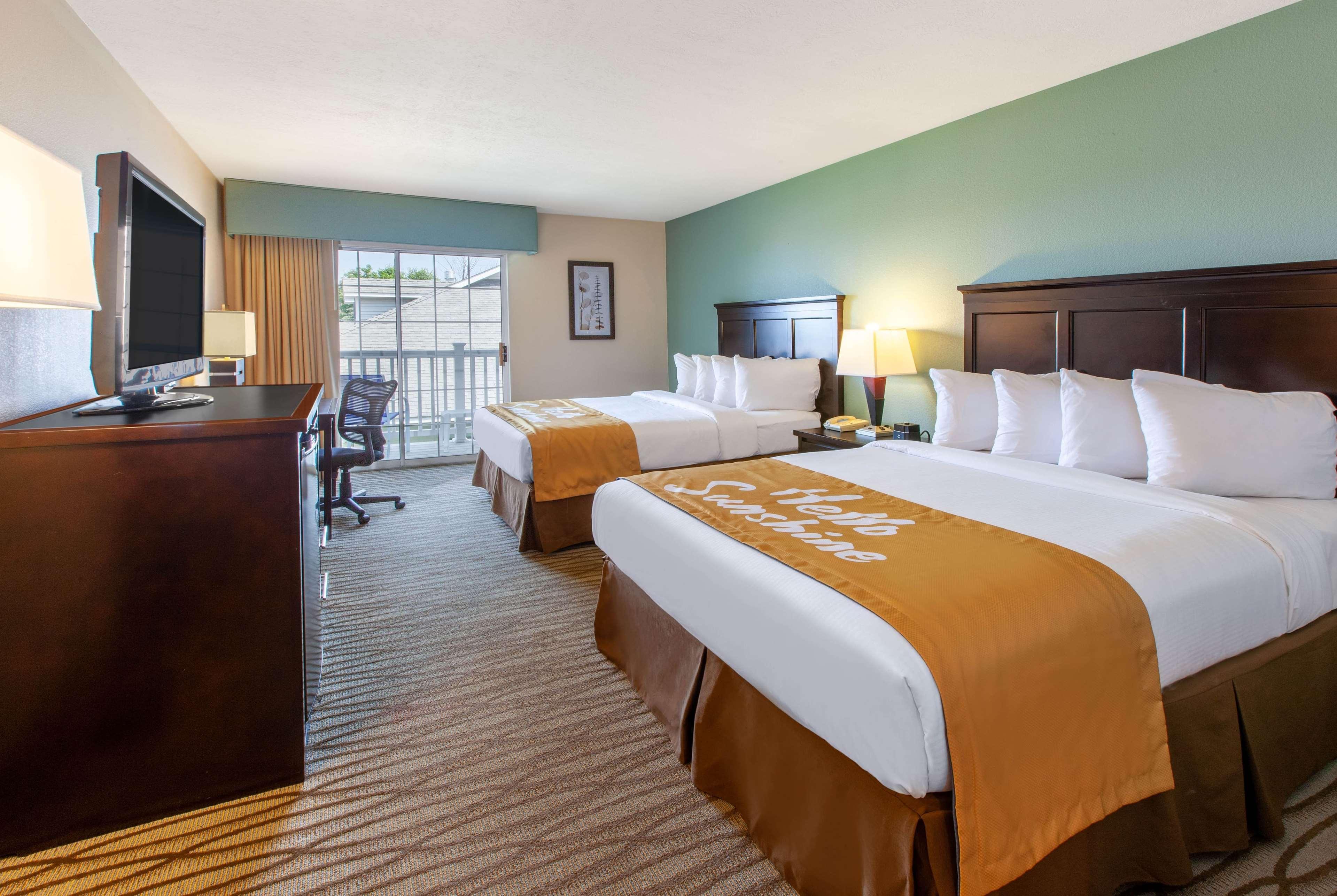 Days Inn By Wyndham Petoskey Exterior foto