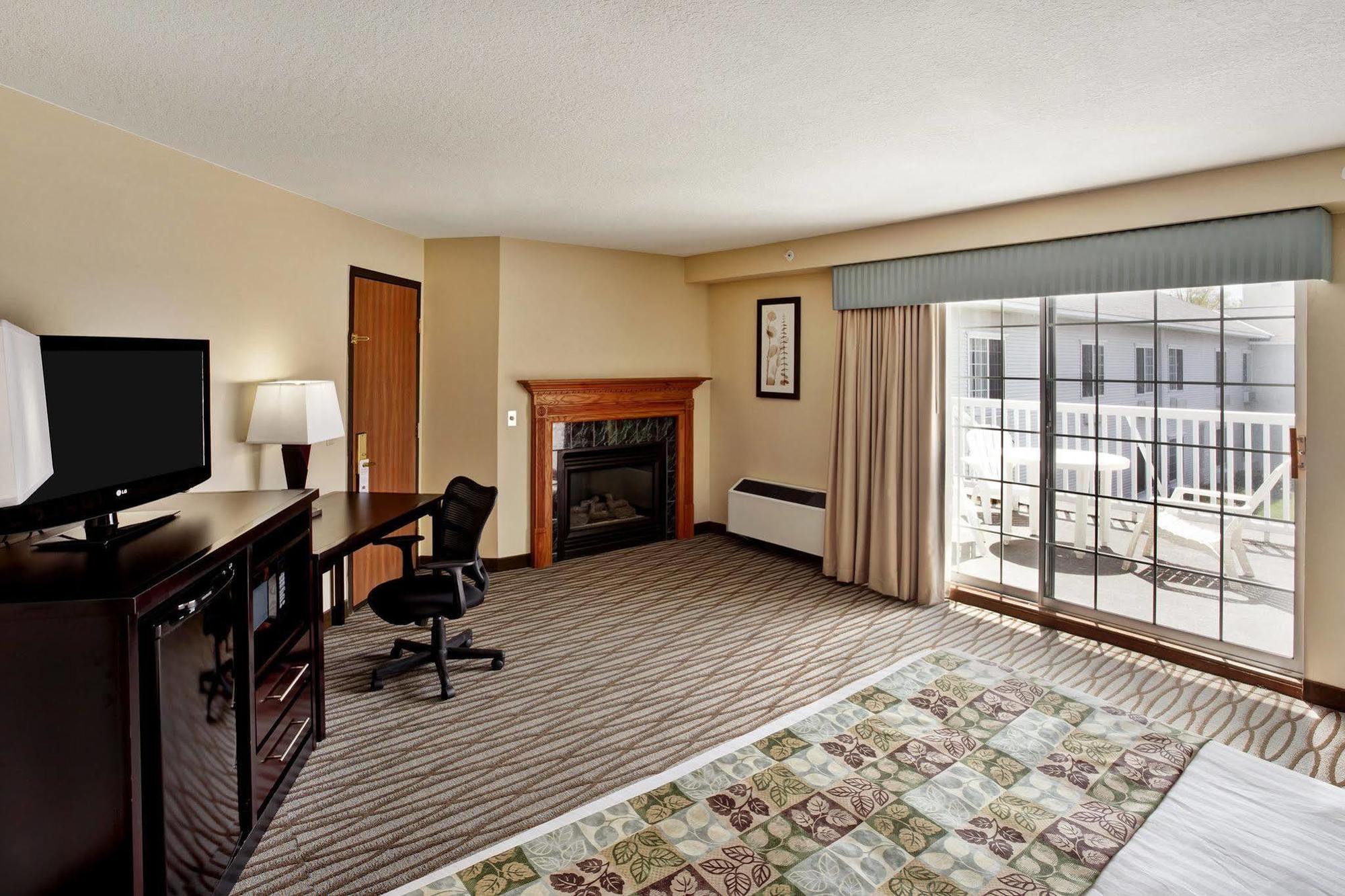Days Inn By Wyndham Petoskey Exterior foto
